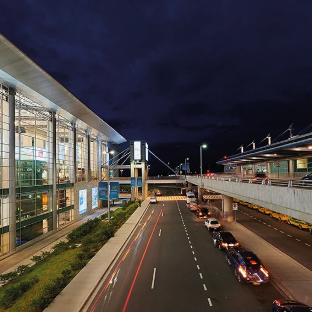 Aeropuerto Mariscal Sucre, Quito