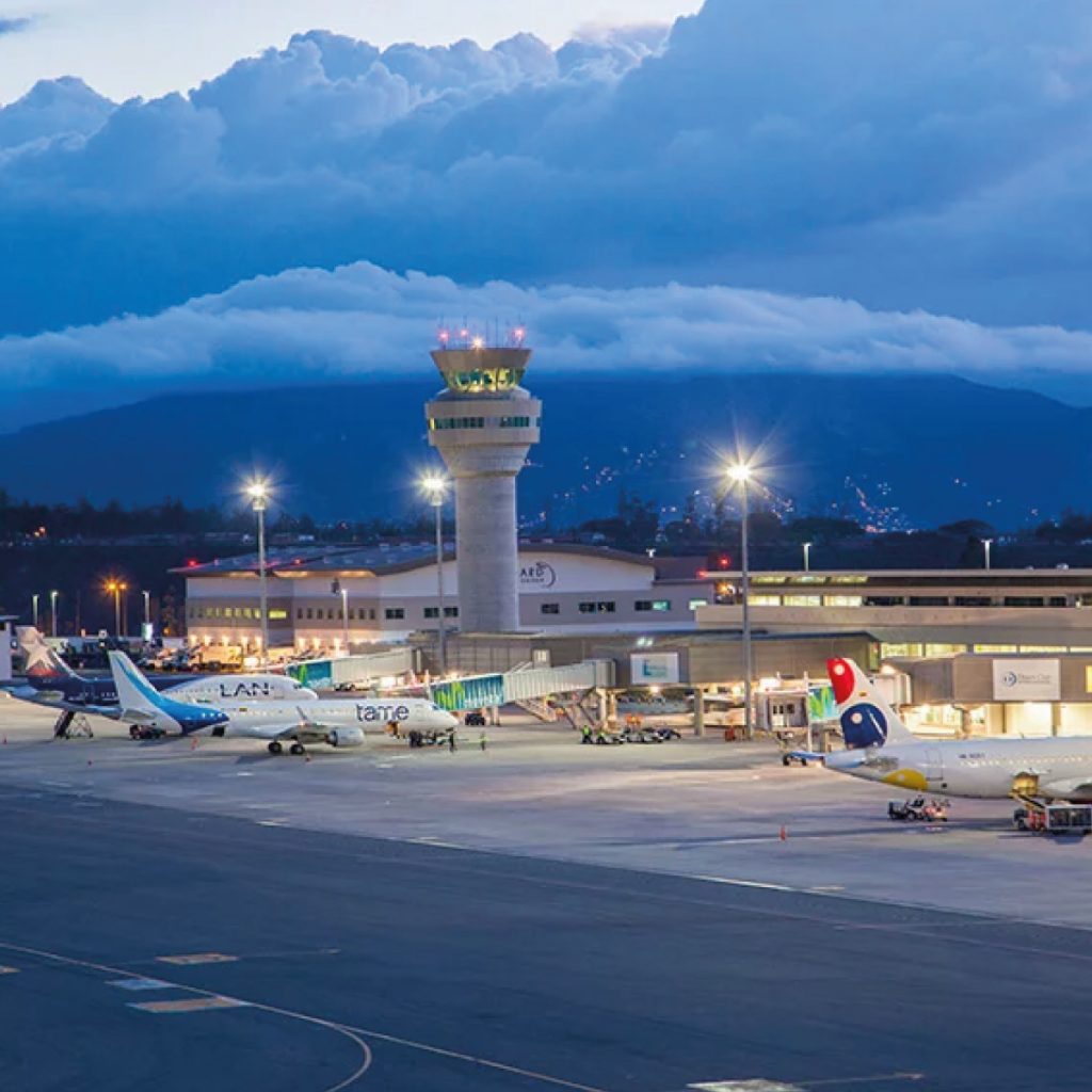 Aeropuerto Mariscal Sucre, Quito