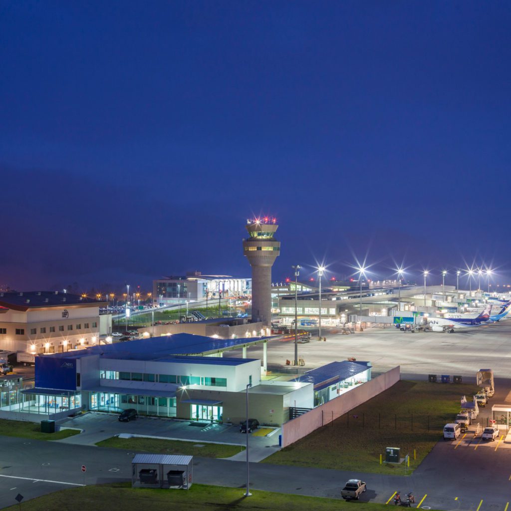 Aeropuerto Mariscal Sucre, Quito